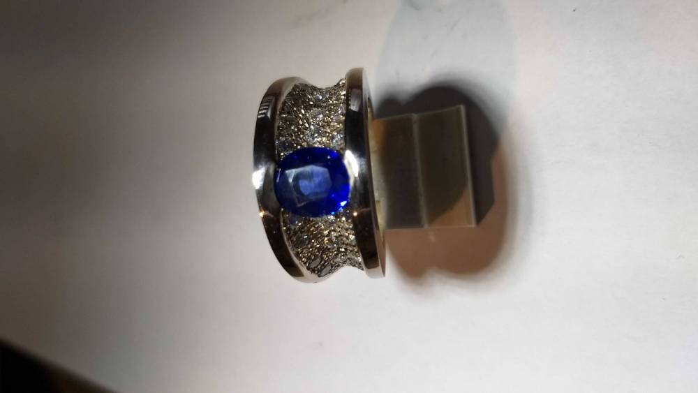 bague bleue
